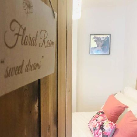 Mews Cottage Harrogate Bagian luar foto